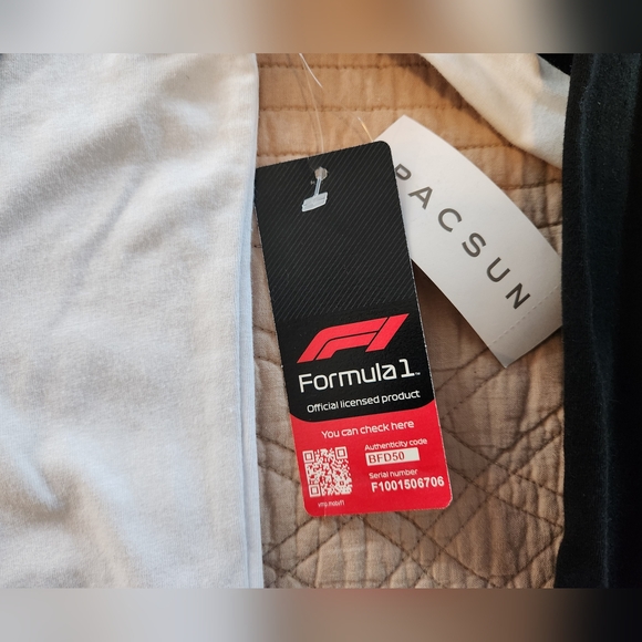 PACSUN FORMULA 1 WOMEN'S SMALL TRACK JACKET NWT!! 🔥🔥 - Picture 3 of 14